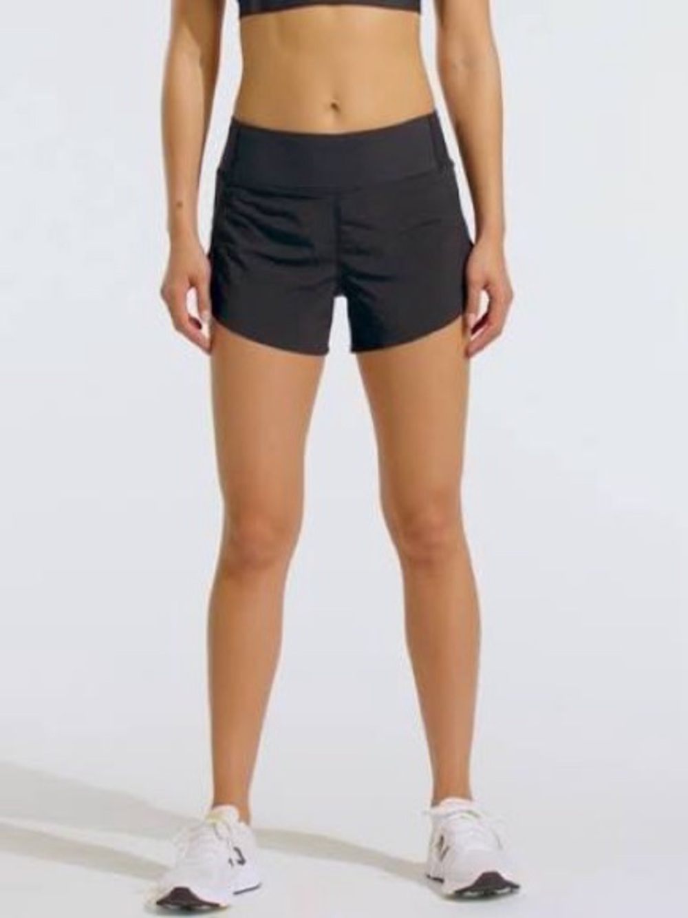 Athleta Run With It 3.5” Women's Athletic Running Shorts Sz Large Athleisure